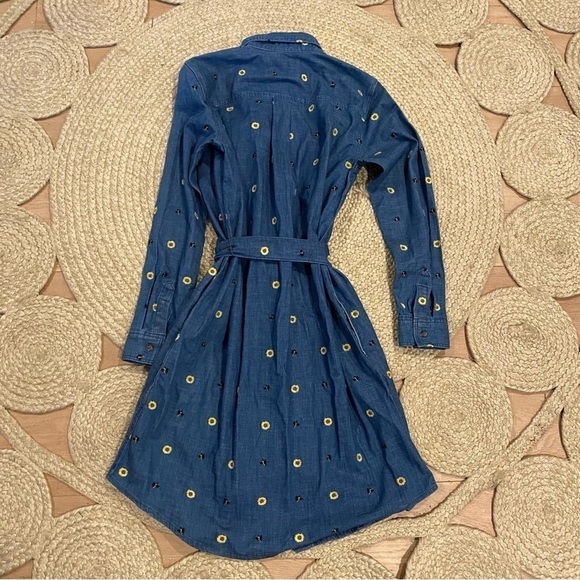 Lands' End Button Front Chambray Shirtdress XS embroidered bees sunflowers - Picture 5 of 9